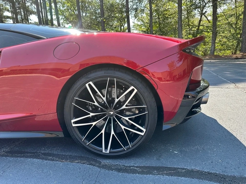 2023 McLaren GT - Image 10 of 21