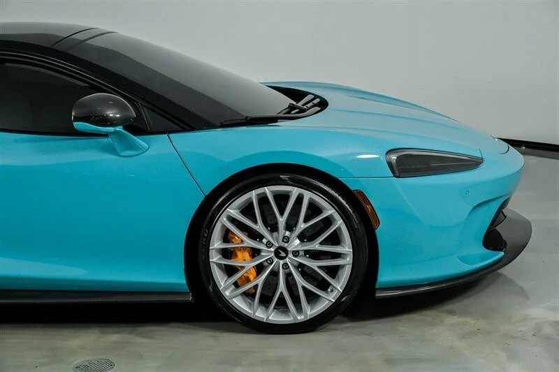 2023 McLaren GT - Image 17 of 21
