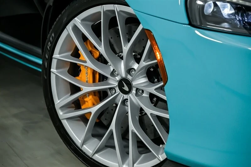 2023 McLaren GT - Image 4 of 12