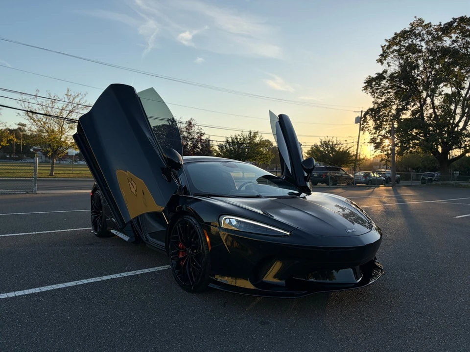 2023 McLaren GT - Image 24 of 31