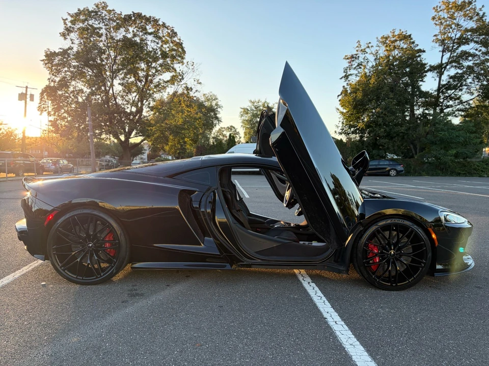 2023 McLaren GT - Image 26 of 31
