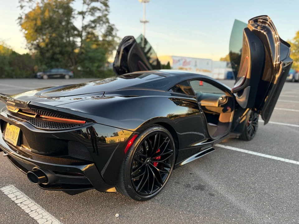 2023 McLaren GT - Image 27 of 31