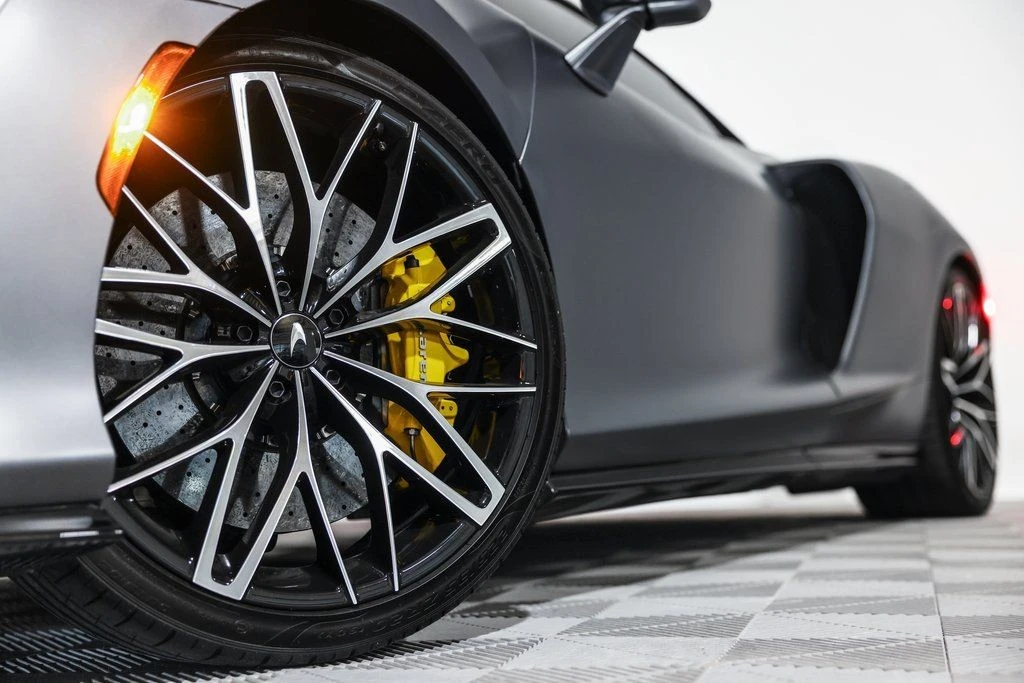 2023 McLaren GT - Image 12 of 28