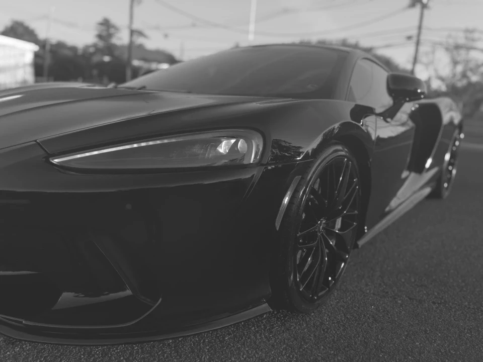 2023 McLaren GT - Image 15 of 21