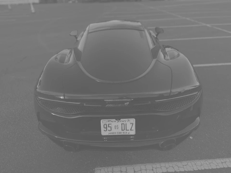 2023 McLaren GT - Image 10 of 21