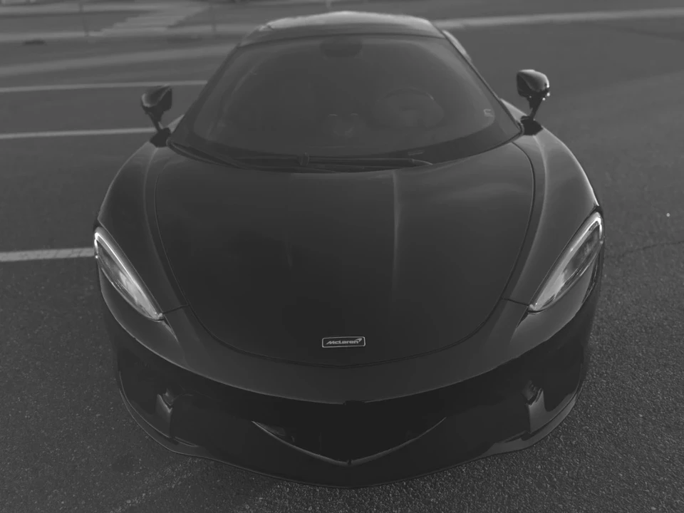 2023 McLaren GT - Image 17 of 21