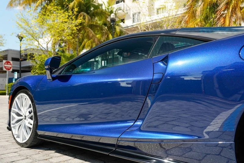2023 McLaren GT - Image 18 of 31