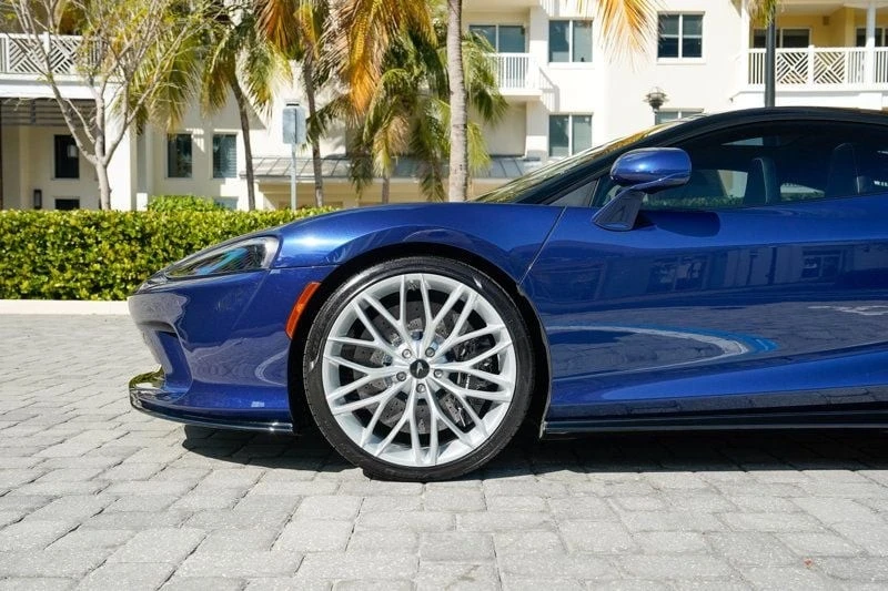 2023 McLaren GT - Image 12 of 31