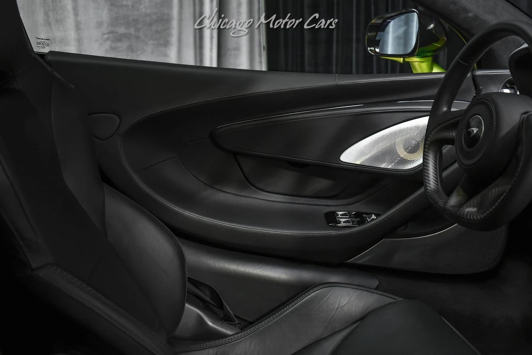 2023 McLaren GT - Image 30 of 31