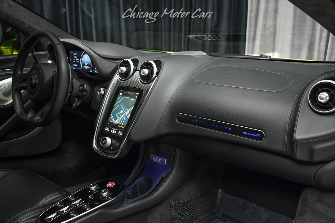 2023 McLaren GT - Image 25 of 31