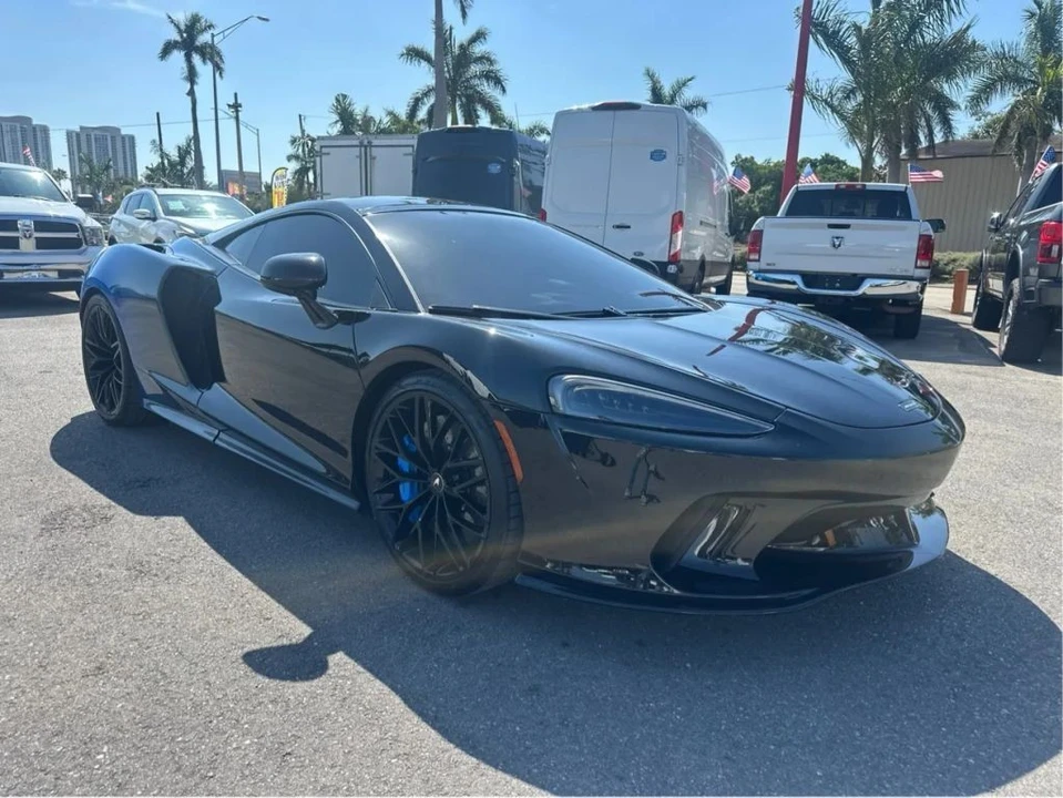 2023 McLaren GT - Image 2 of 19