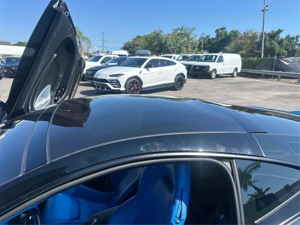 2023 McLaren GT - Image 10 of 19