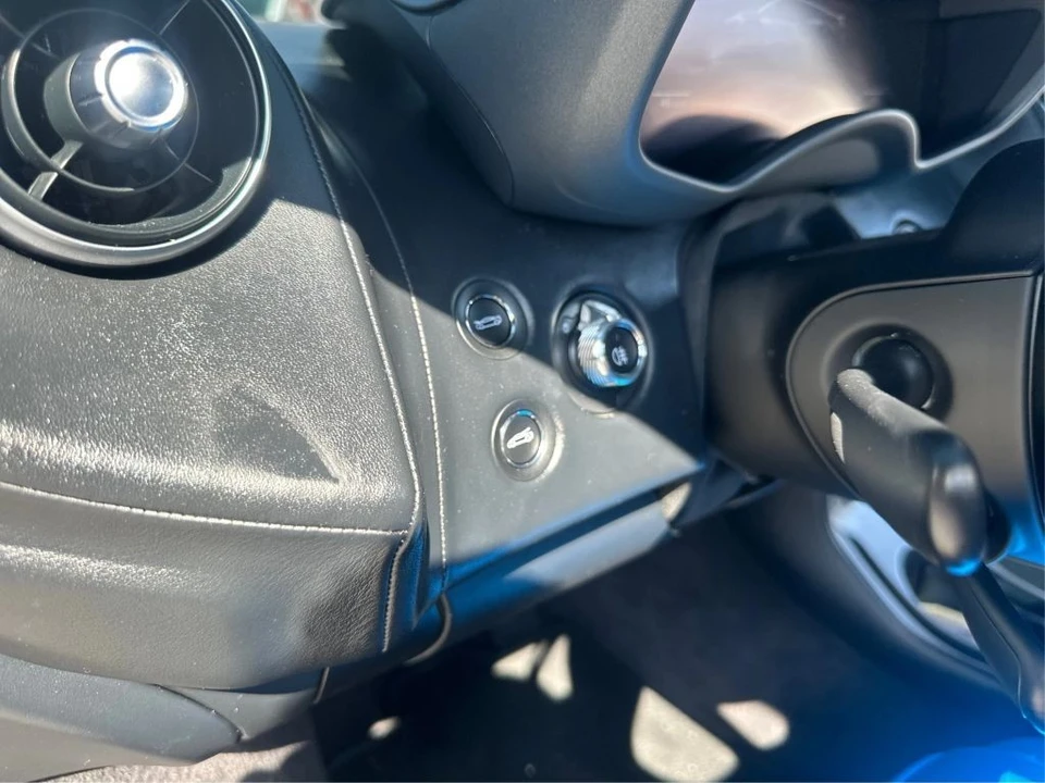 2023 McLaren GT - Image 16 of 19
