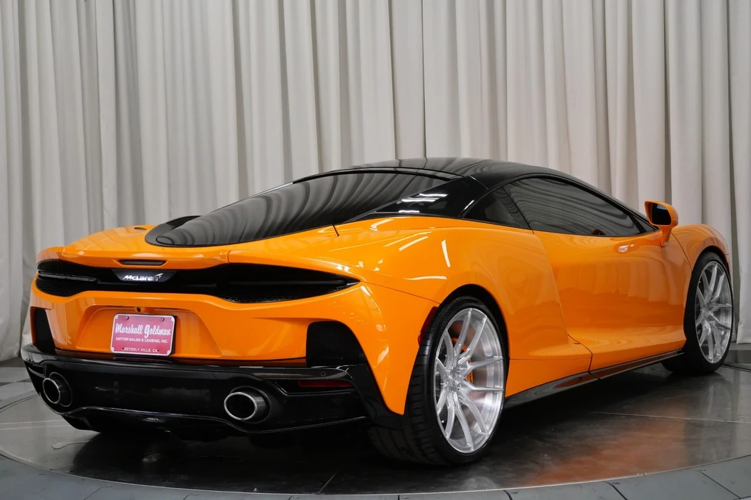 2023 McLaren GT - Image 9 of 21