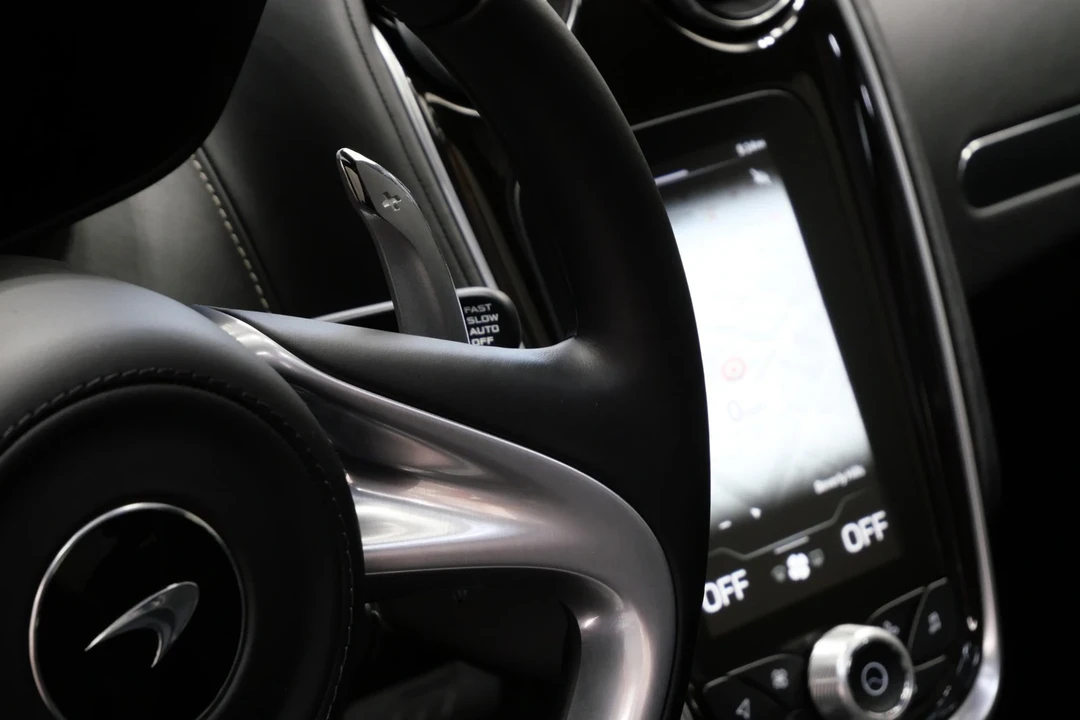 2023 McLaren GT - Image 16 of 21