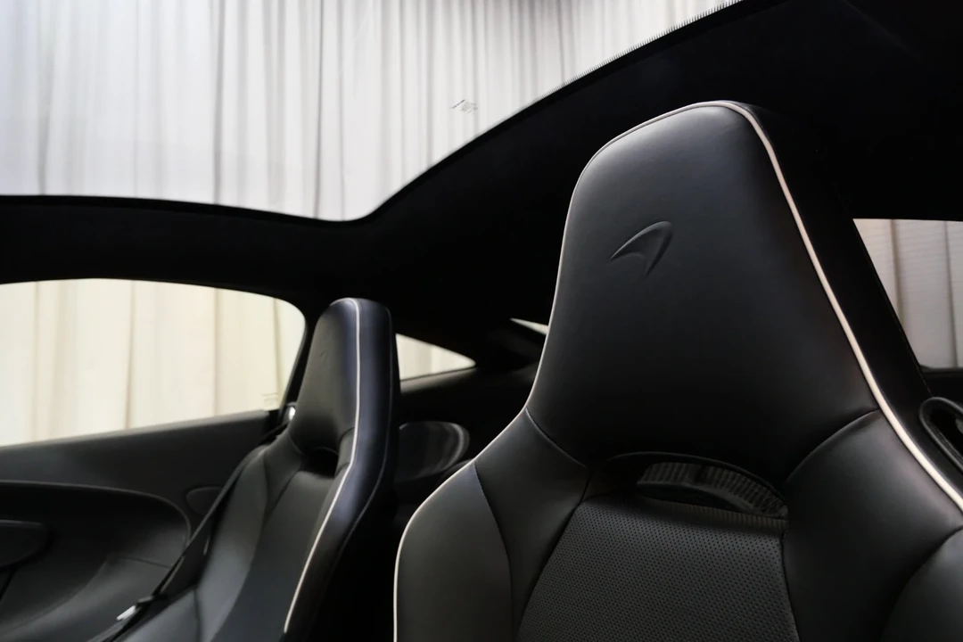 2023 McLaren GT - Image 17 of 21