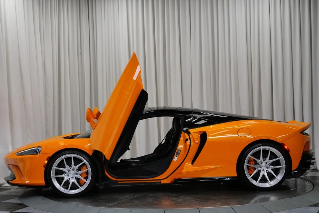 2023 McLaren GT - Image 6 of 21