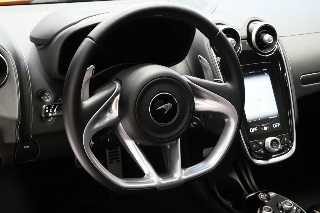 2023 McLaren GT - Image 15 of 21