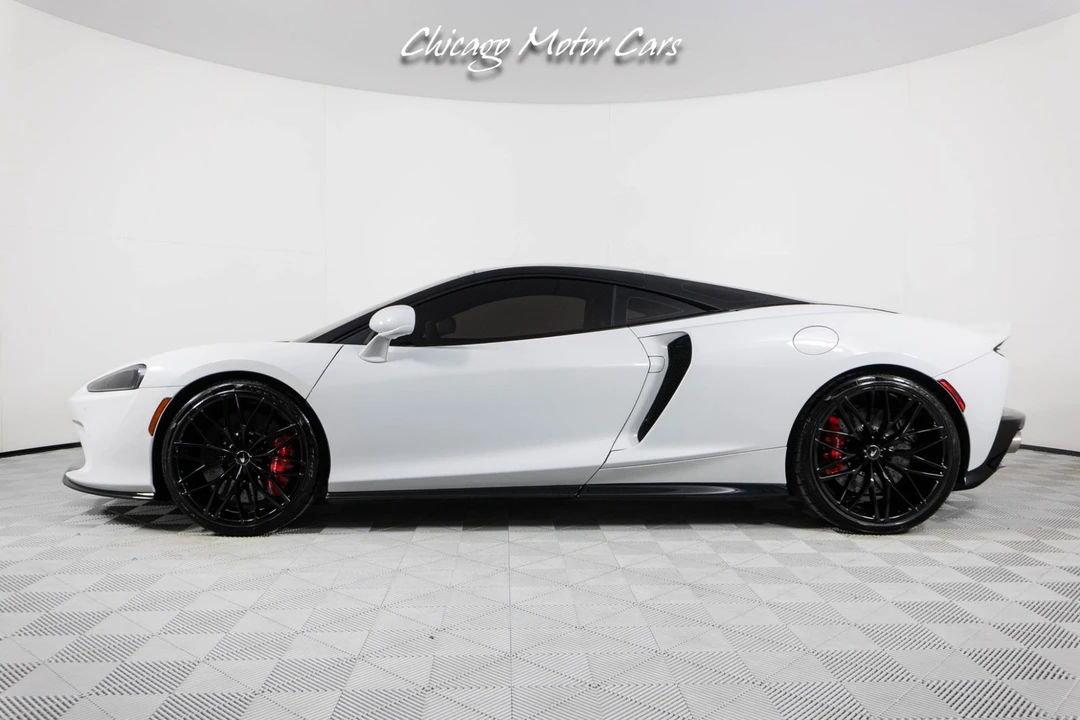 2023 McLaren GT - Image 3 of 31