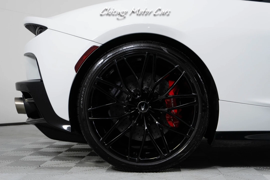 2023 McLaren GT - Image 11 of 31