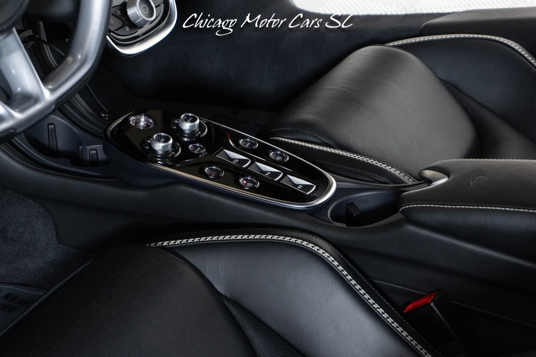 2023 McLaren GT - Image 30 of 31