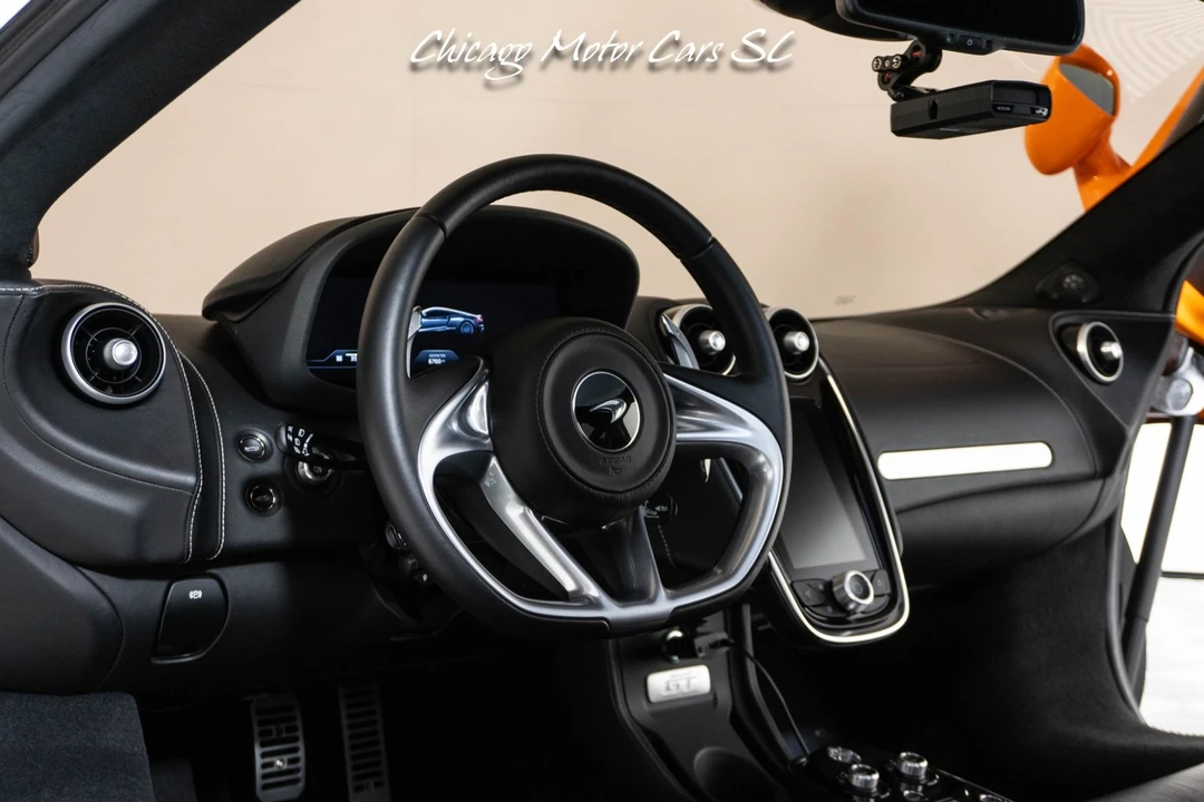 2023 McLaren GT - Image 29 of 31