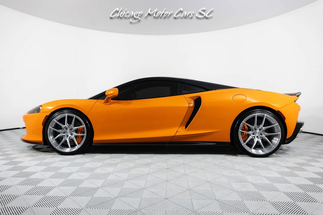 2023 McLaren GT - Image 3 of 31