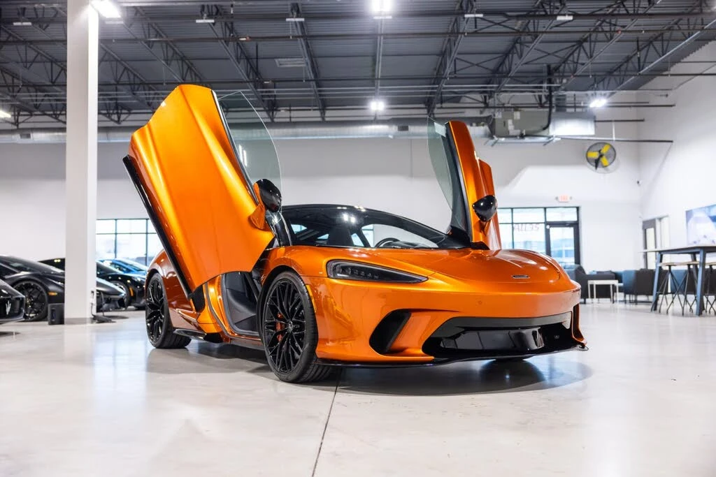 2023 McLaren GT - Image 3 of 31