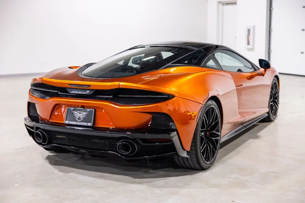 2023 McLaren GT - Image 9 of 31