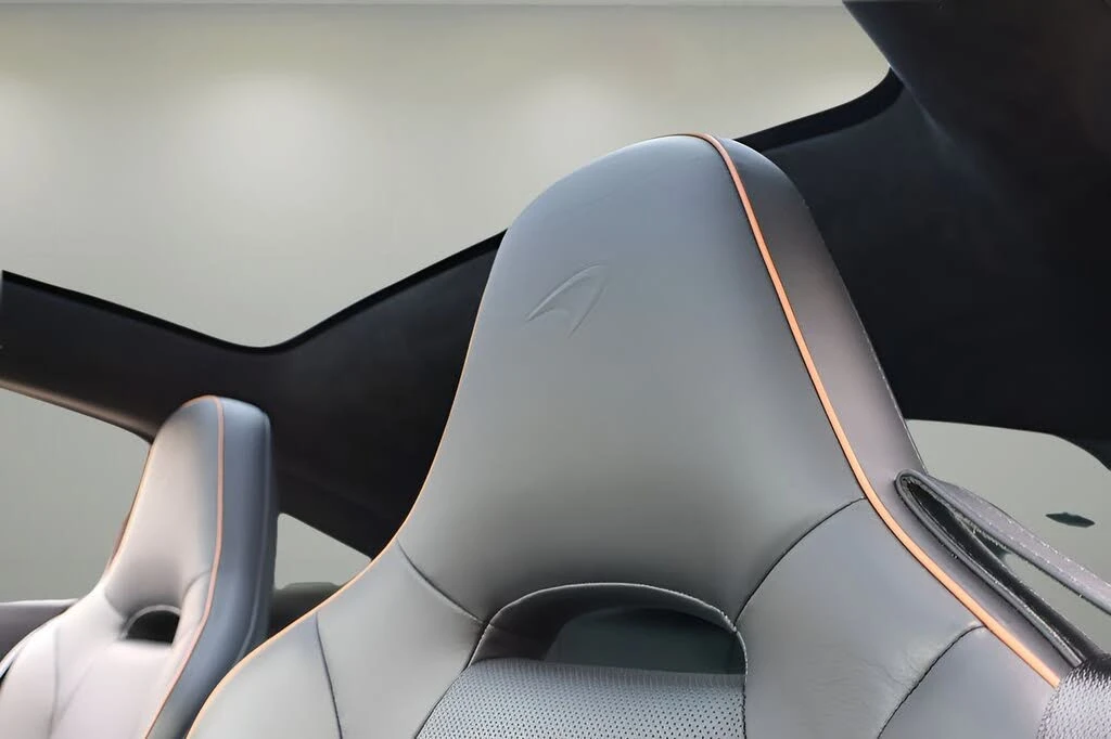 2023 McLaren GT - Image 10 of 25