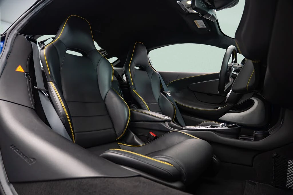2023 McLaren GT - Image 10 of 19
