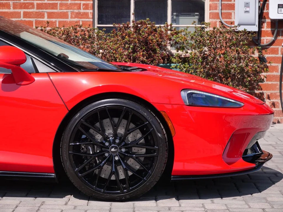 2023 McLaren GT - Image 7 of 25