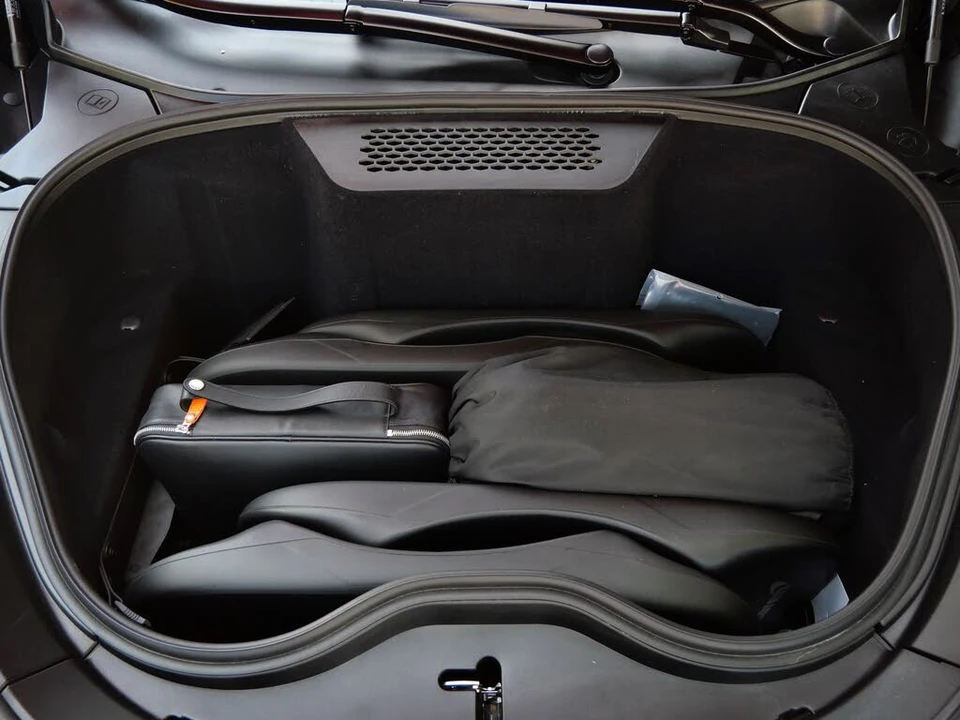 2023 McLaren GT - Image 24 of 25