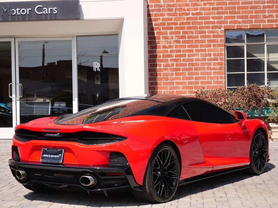 2023 McLaren GT - Image 4 of 25