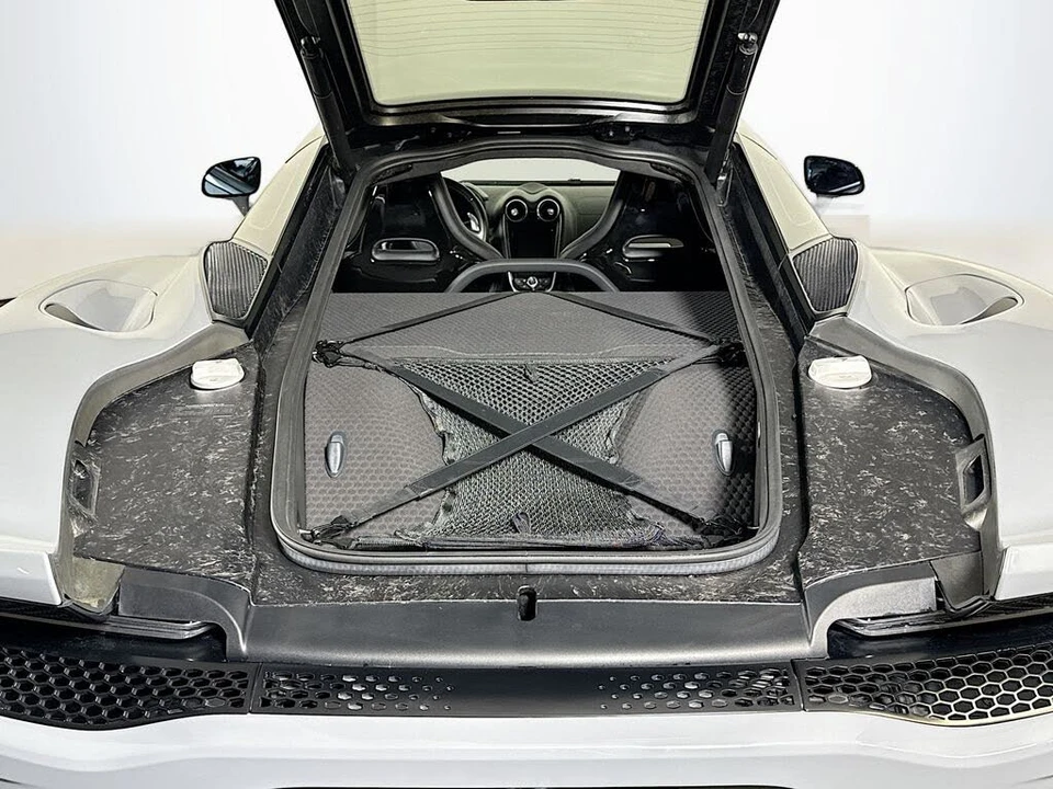 2023 McLaren GT - Image 28 of 31