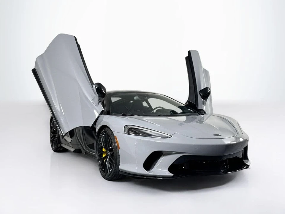 2023 McLaren GT - Image 26 of 31