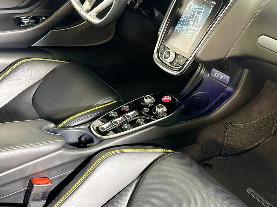 2023 McLaren GT - Image 23 of 31