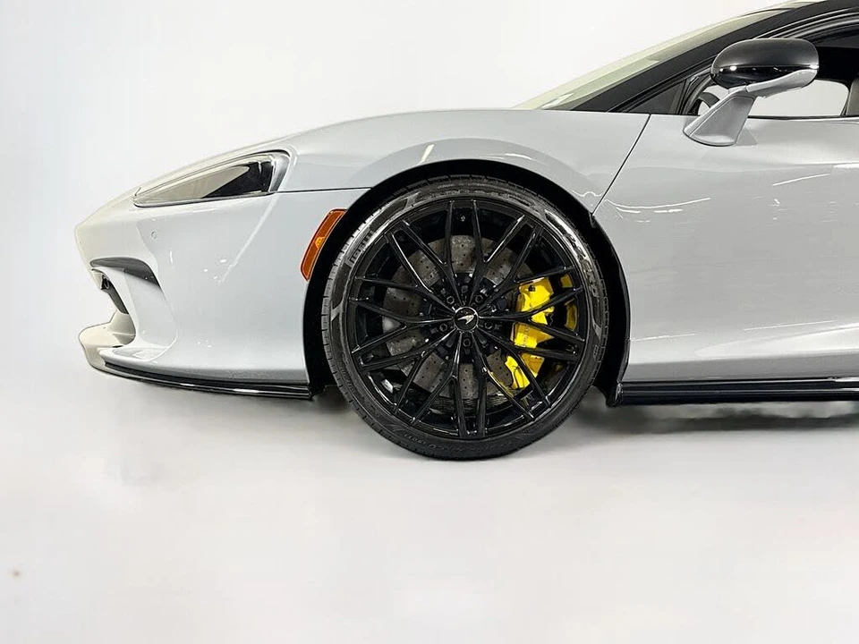2023 McLaren GT - Image 30 of 31