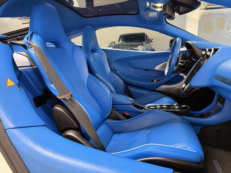 2023 McLaren GT - Image 11 of 12