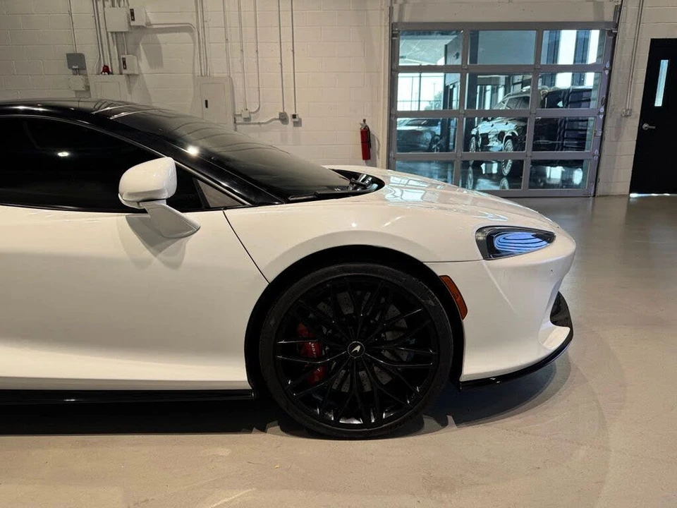 2023 McLaren GT - Image 9 of 26