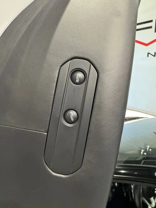 2023 McLaren GT - Image 13 of 26