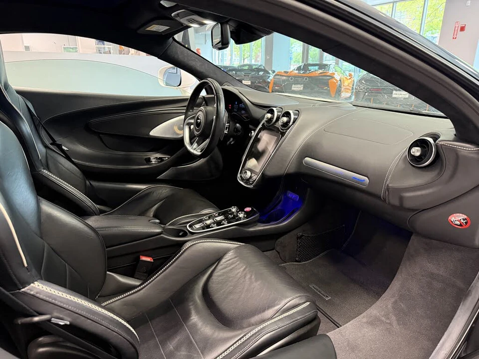 2023 McLaren GT - Image 11 of 13
