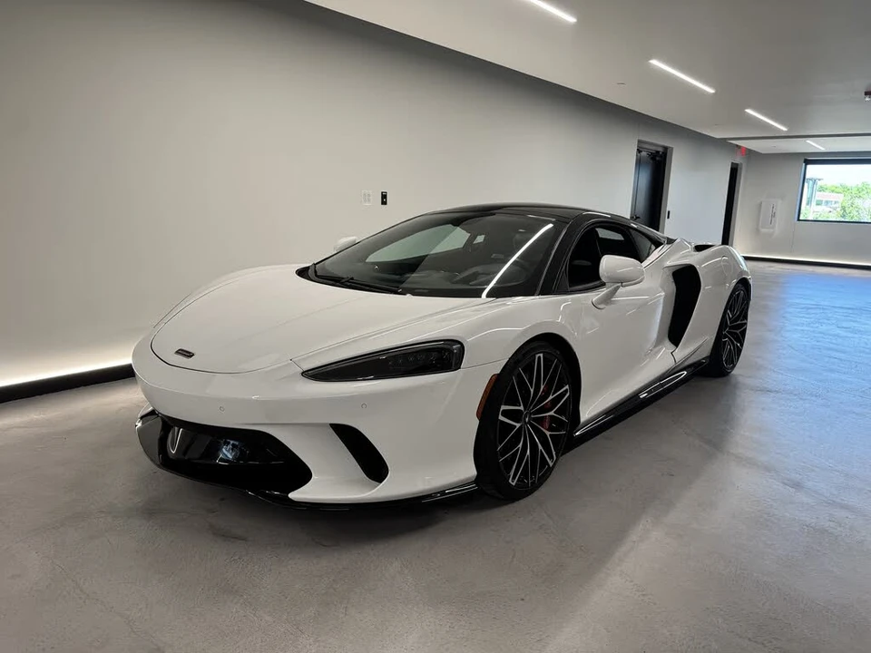 2023 McLaren GT - Image 8 of 13