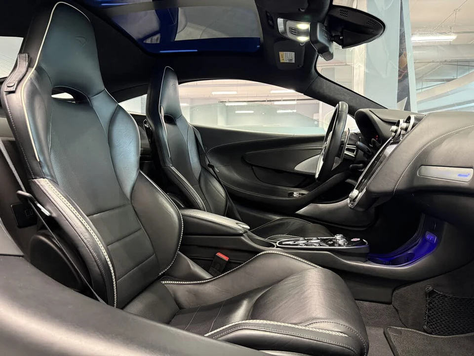 2023 McLaren GT - Image 12 of 13