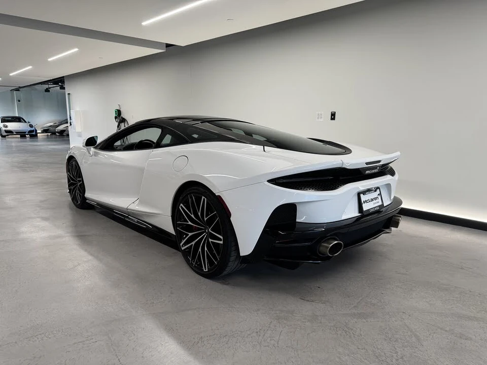 2023 McLaren GT - Image 3 of 13