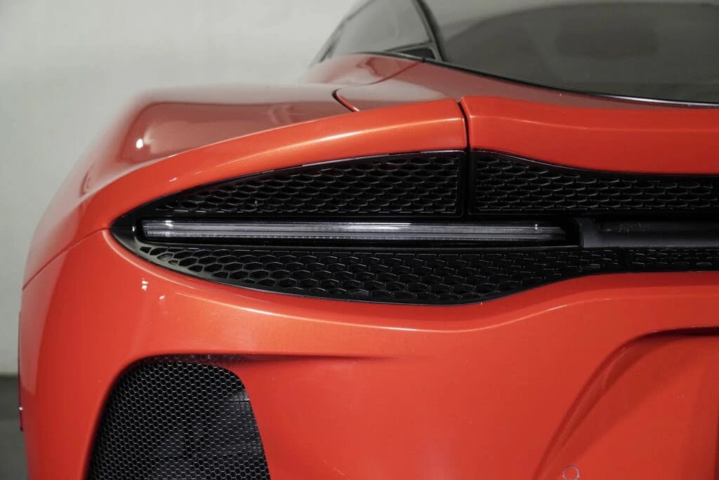 2023 McLaren GT - Image 19 of 31
