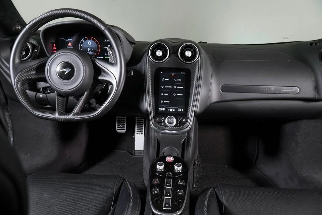 2023 McLaren GT - Image 10 of 31
