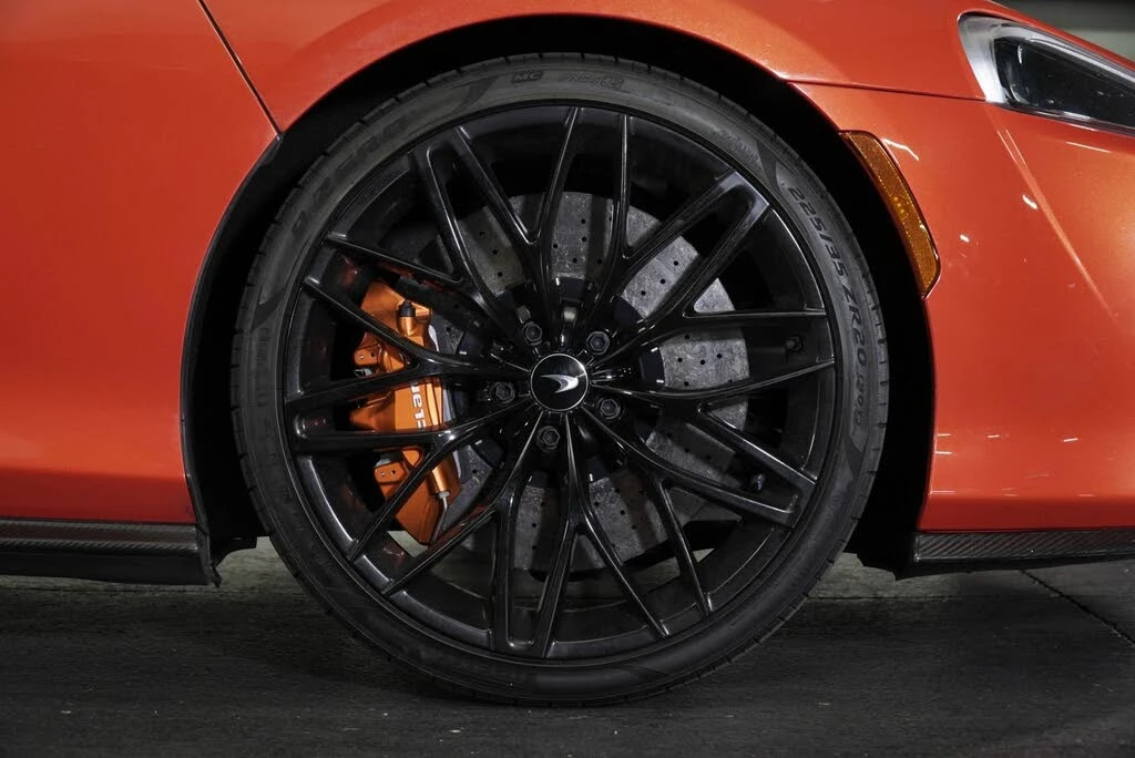 2023 McLaren GT - Image 4 of 31