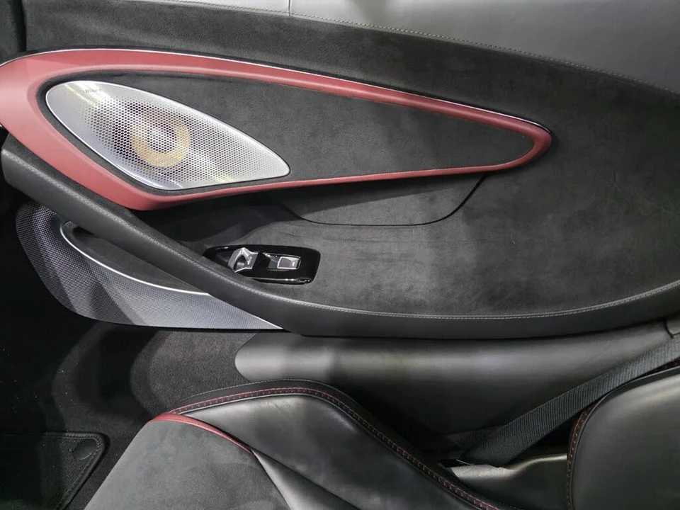 2023 McLaren GT - Image 17 of 23