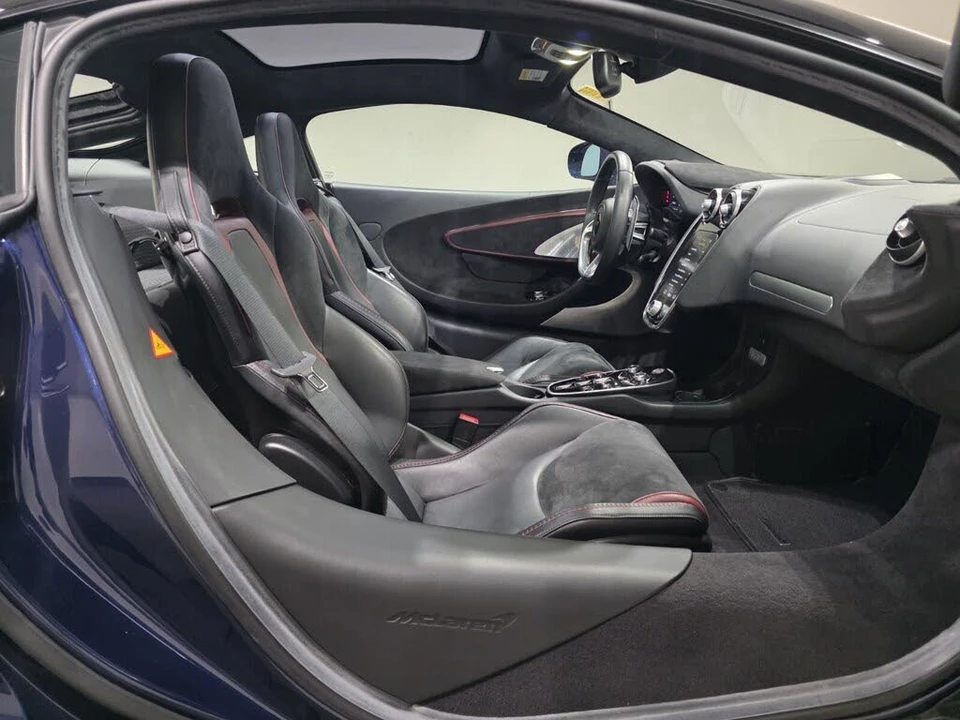 2023 McLaren GT - Image 18 of 23